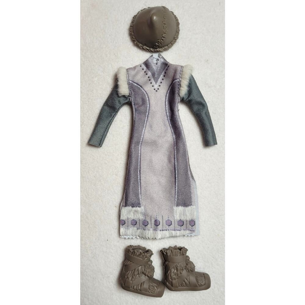 Forest Expedition Honeymaren Outfit Dress Hat Boots from Frozen 2 Hasbro 2018